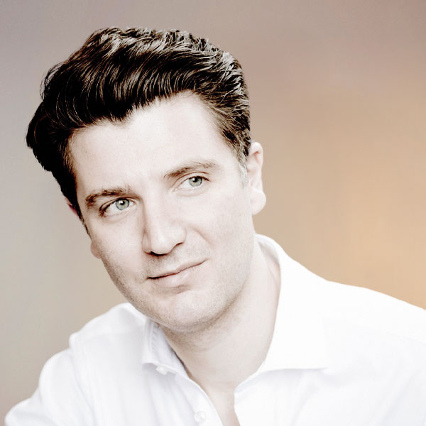Alessio Bax, featured pianist