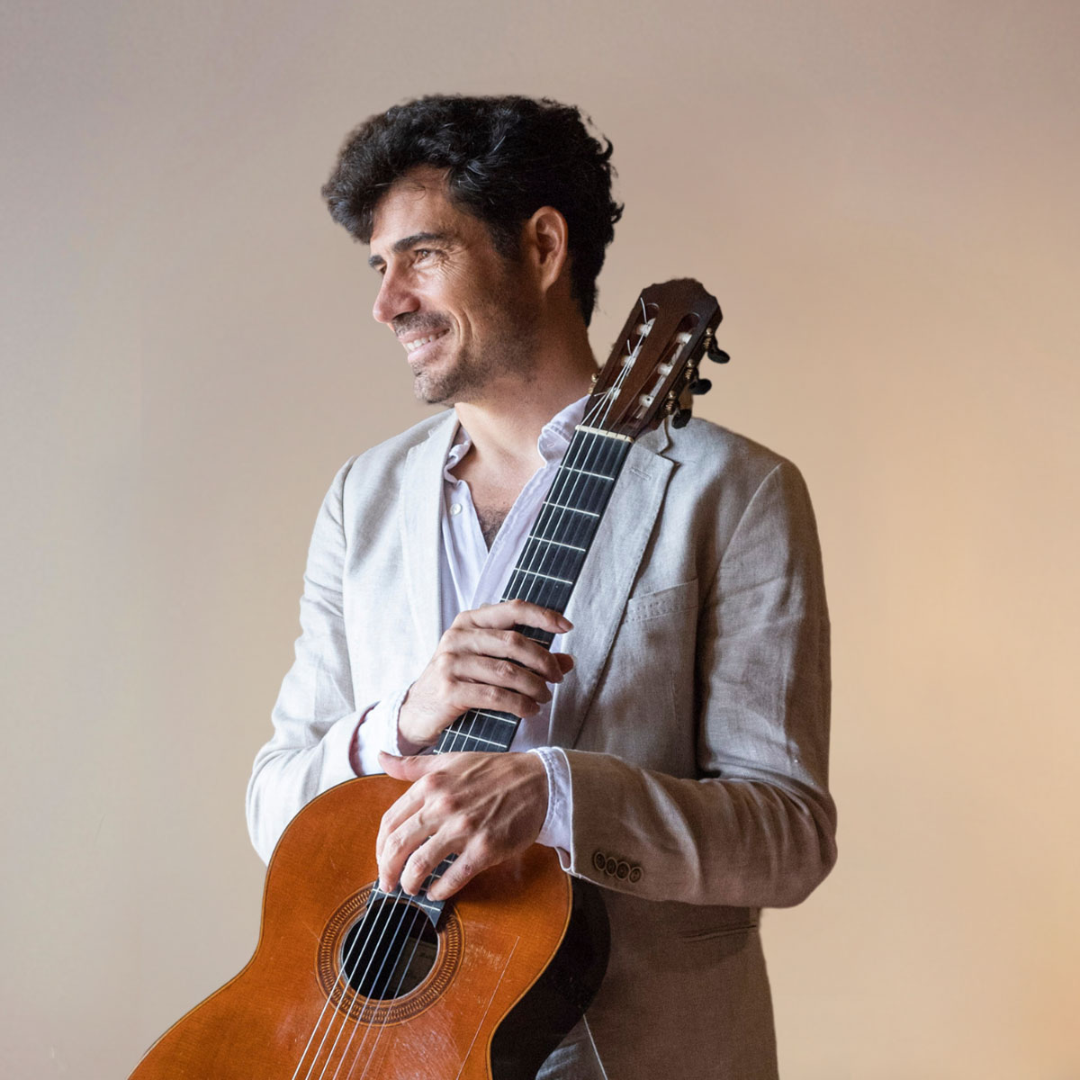 Pablo Sàinz-Villegas, featured guitarist