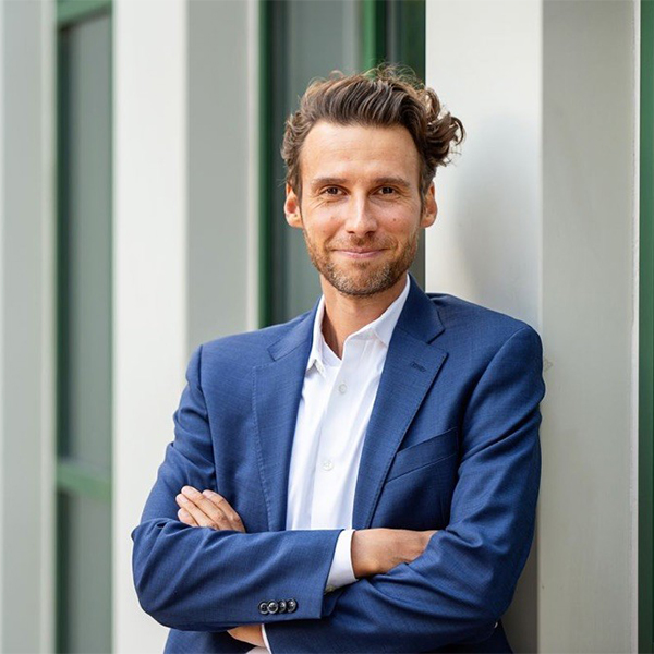 Stilian Kirov, conductor